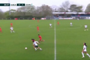 十人作戰守住平局 U16女足小組賽不敗收官