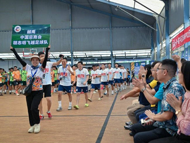 第五屆一帶一路華人華商足球邀請賽雅加達落幕 柬埔寨金邊龍之隊奪冠 第五屆一帶一路華人華商足球邀請賽雅加達落幕 柬埔寨金邊龍之隊奪冠