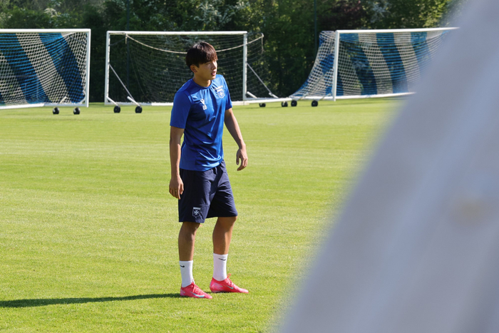 17歲魏祥鑫跳級入選U22國足:越早留洋越好,歐塞爾試訓最直觀感觸 17歲魏祥鑫跳級入選U22國足:越早留洋越好,歐塞爾試訓最直觀感觸