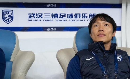 三鎮(zhèn)變陣首勝:鄧涵文造兩球,紹爾前腰激活攻擊群