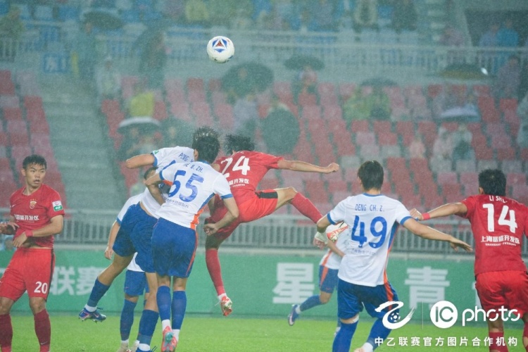 中乙第9輪:張俊杰世界波制勝,海港B隊1-0客勝泰山B隊 中乙第9輪:張俊杰世界波制勝,海港B隊1-0客勝泰山B隊