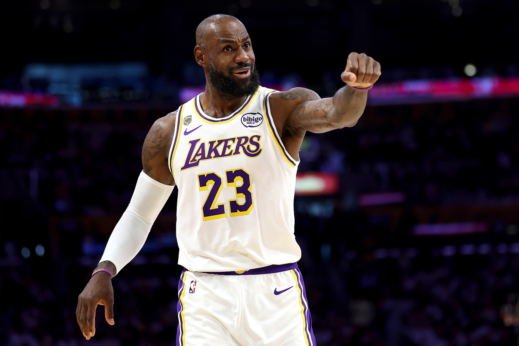 JR·史密斯：詹姆斯訓練如科比 曾獨自加練三次不告知